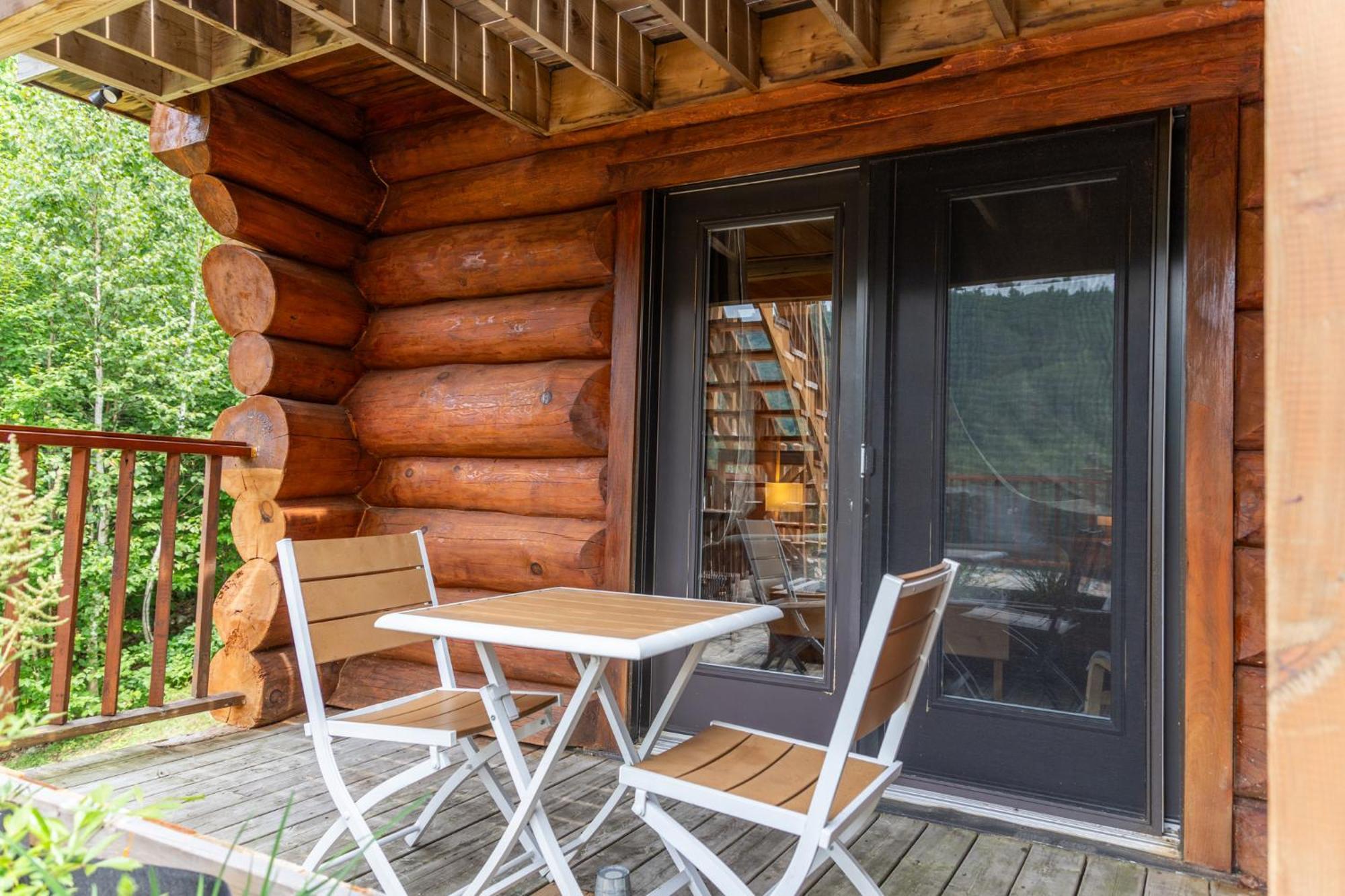Auberge Couleurs De France Lac-Simon ภายนอก รูปภาพ