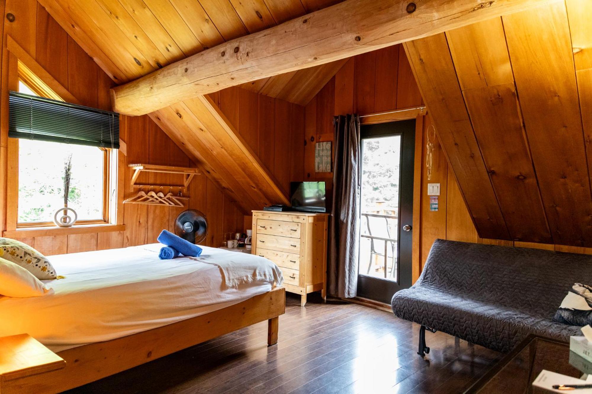Auberge Couleurs De France Lac-Simon ภายนอก รูปภาพ