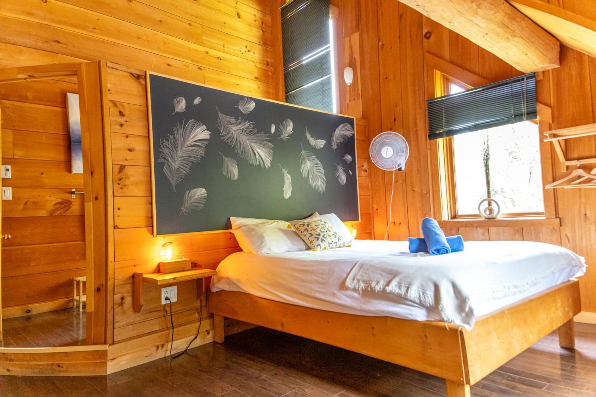 Auberge Couleurs De France Lac-Simon ภายนอก รูปภาพ